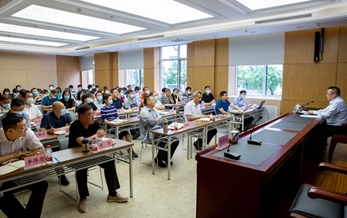 讓《問（wèn）責條例》深入人心