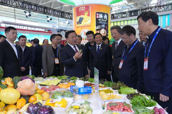 第二十二屆中國國際農產品交易會“強農論壇”在天津市（shì）舉辦